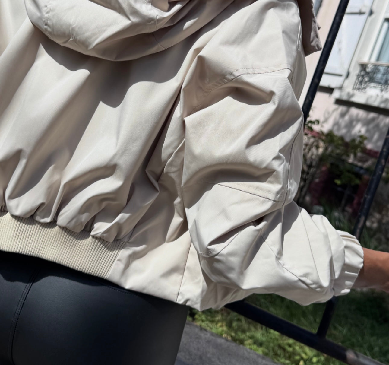 Veste courte à capuche PIYA beige