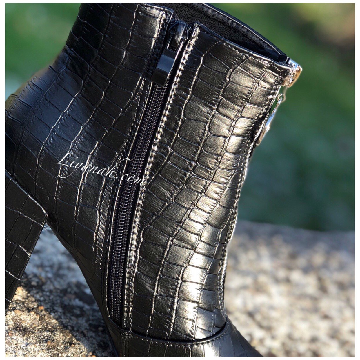 Bottines Aspect Croco à talons Bloc Modèle PARISIENNE NOIR