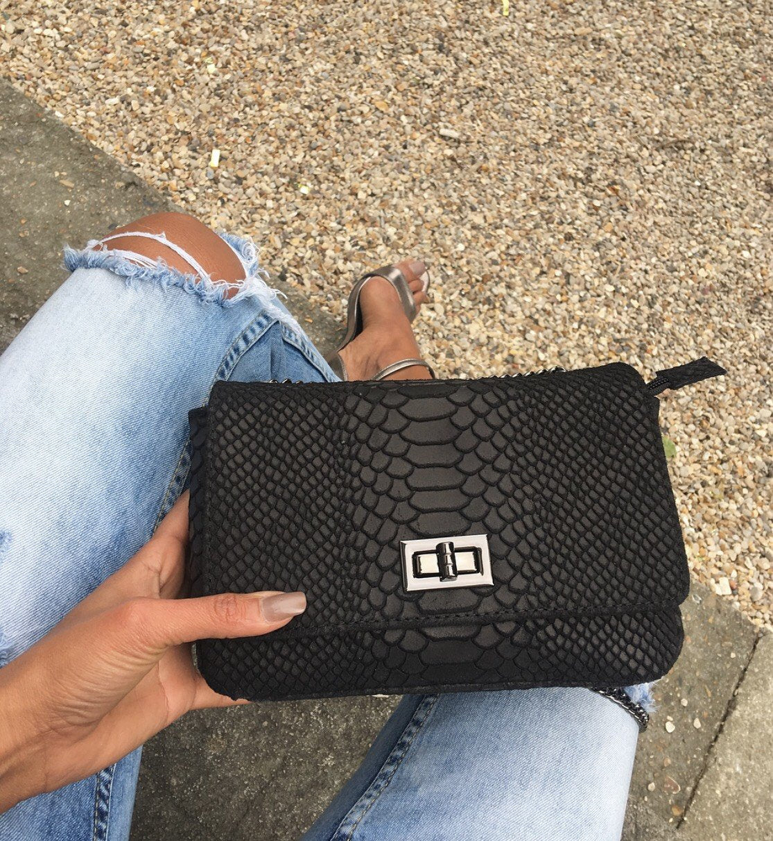 Sac Modèle YEVA 100% CUIR Noir ou Rose