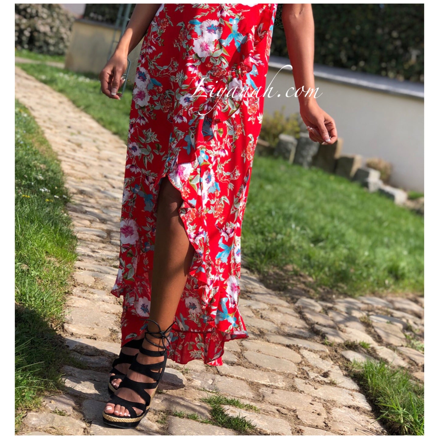 Robe Longue Cache Coeur Modèle MYRELA Rouge