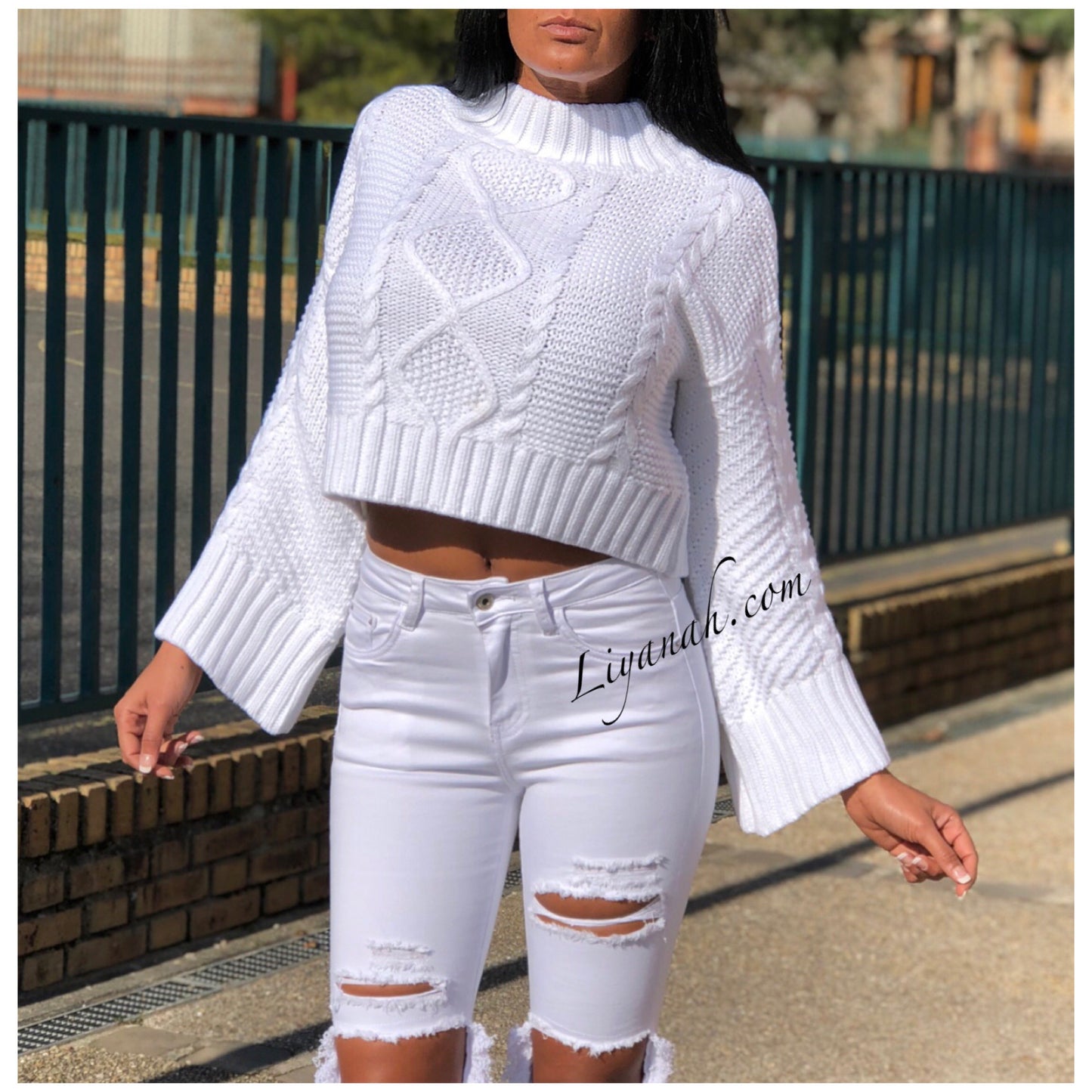 PULL Court Modèle ELEA BLANC
