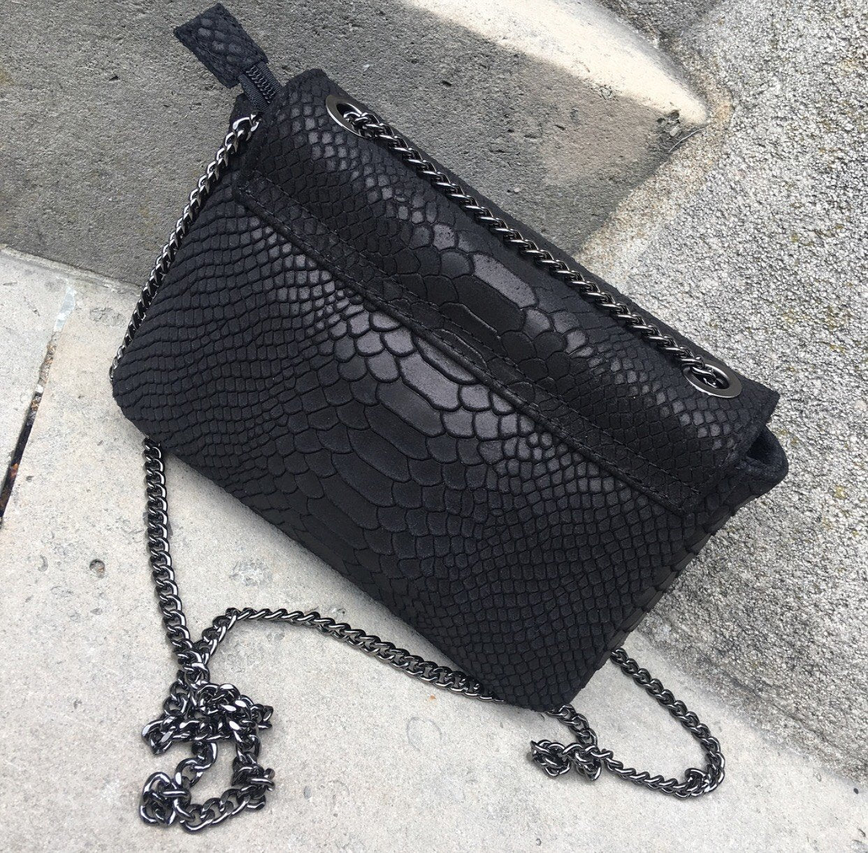 Sac Modèle YEVA 100% CUIR Noir ou Rose