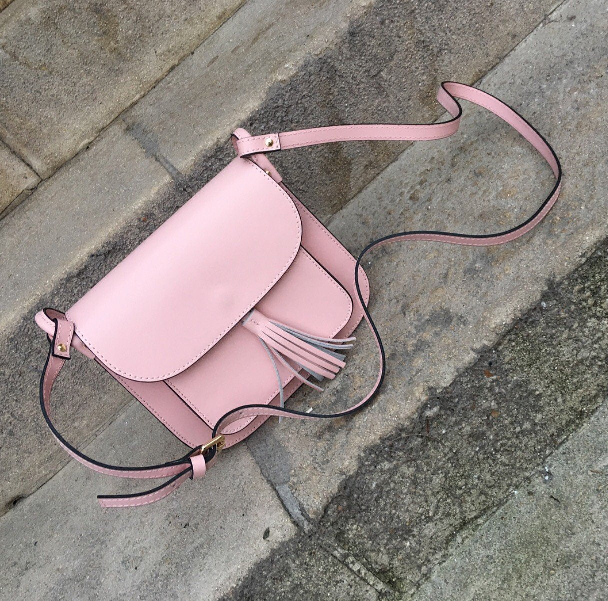 Sac Modèle LOUNA Rose 100% CUIR