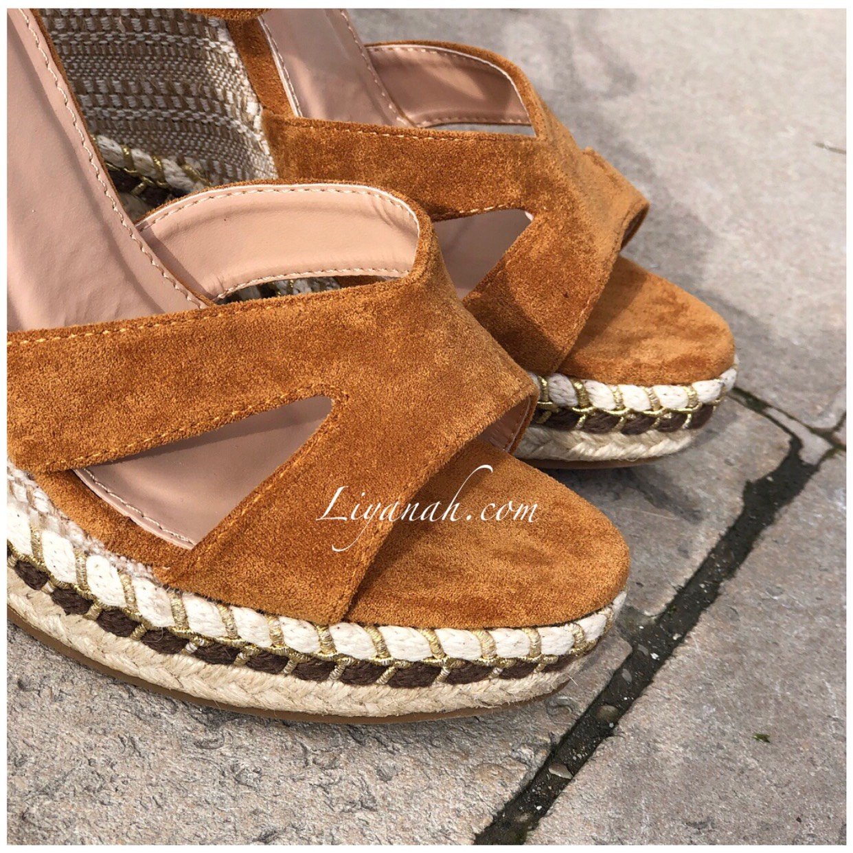 SANDALES COMPENSÉES Modèle CHAYZA CAMEL