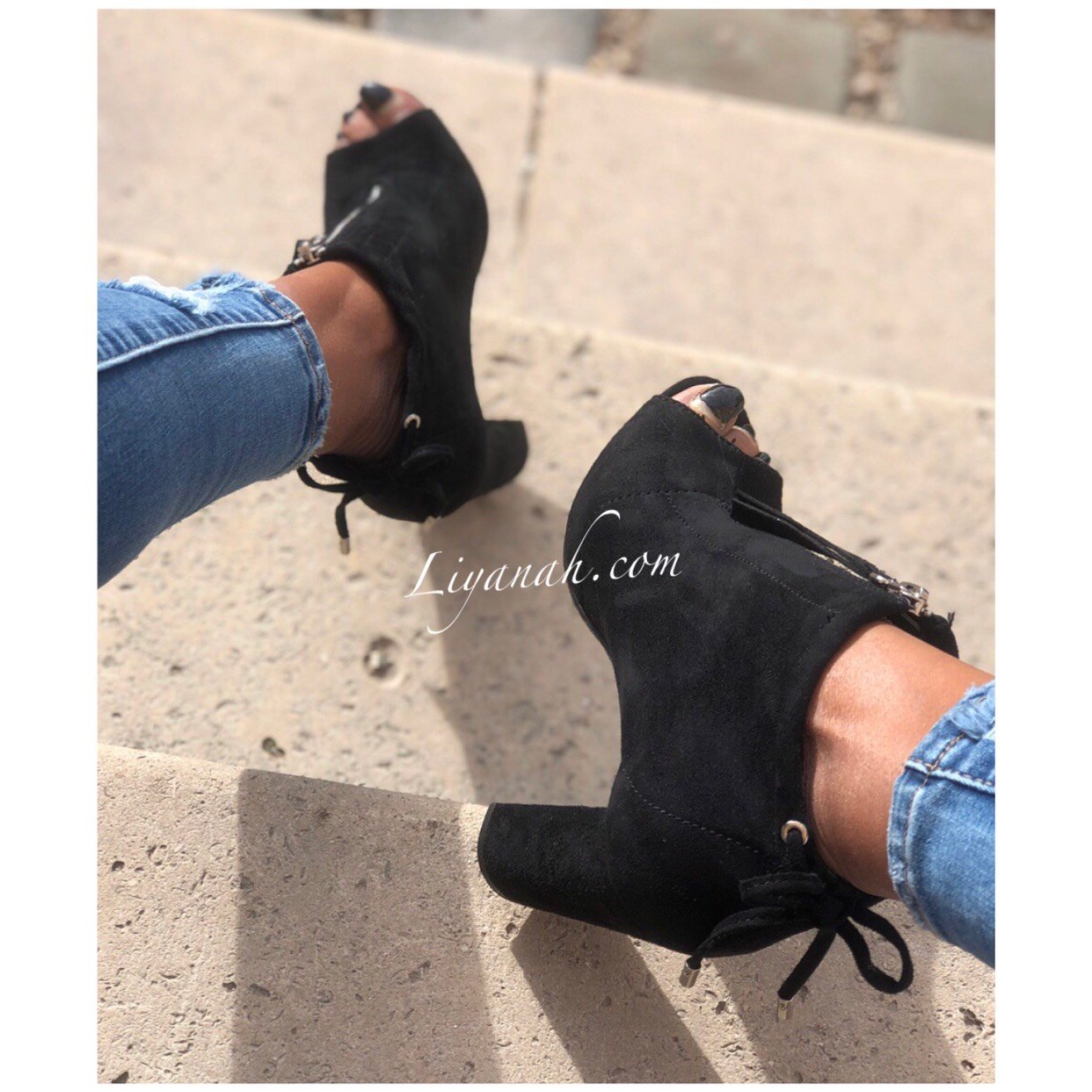 Bottines Ouvertes Aspect Daim Modèle CASSY NOIR