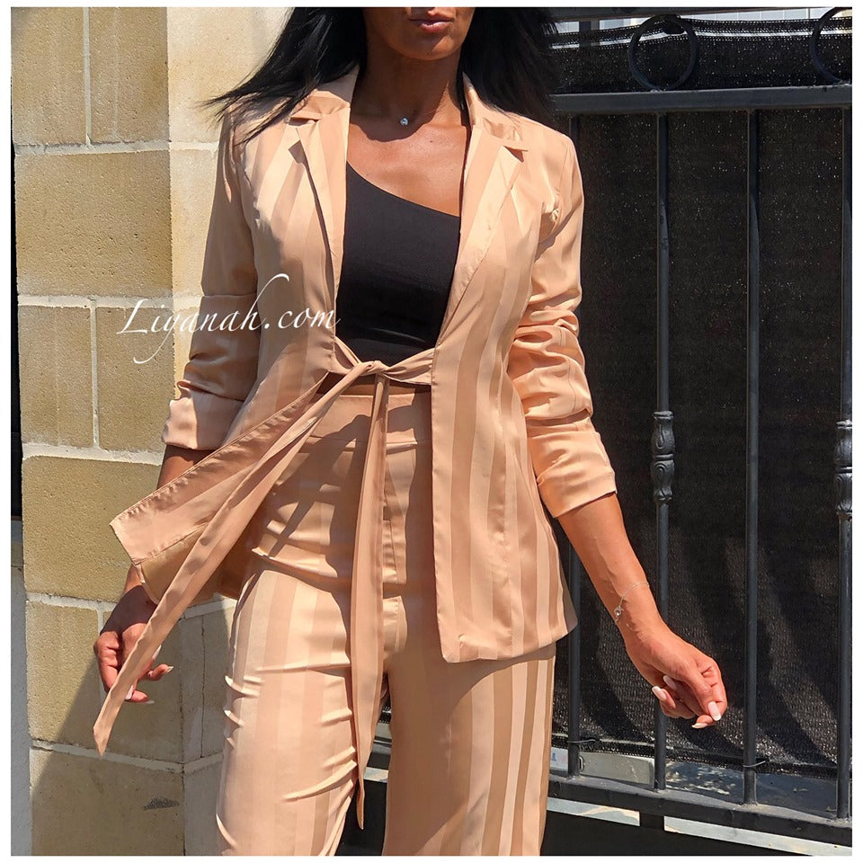 Tailleur Veste + Pantalon Modèle NAYARA BEIGE