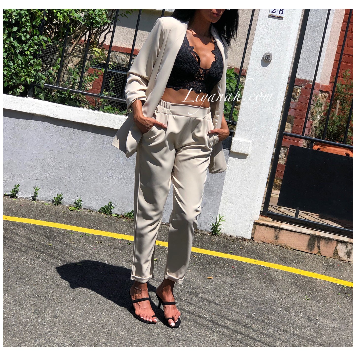 Pantalon Modèle HARA BEIGE