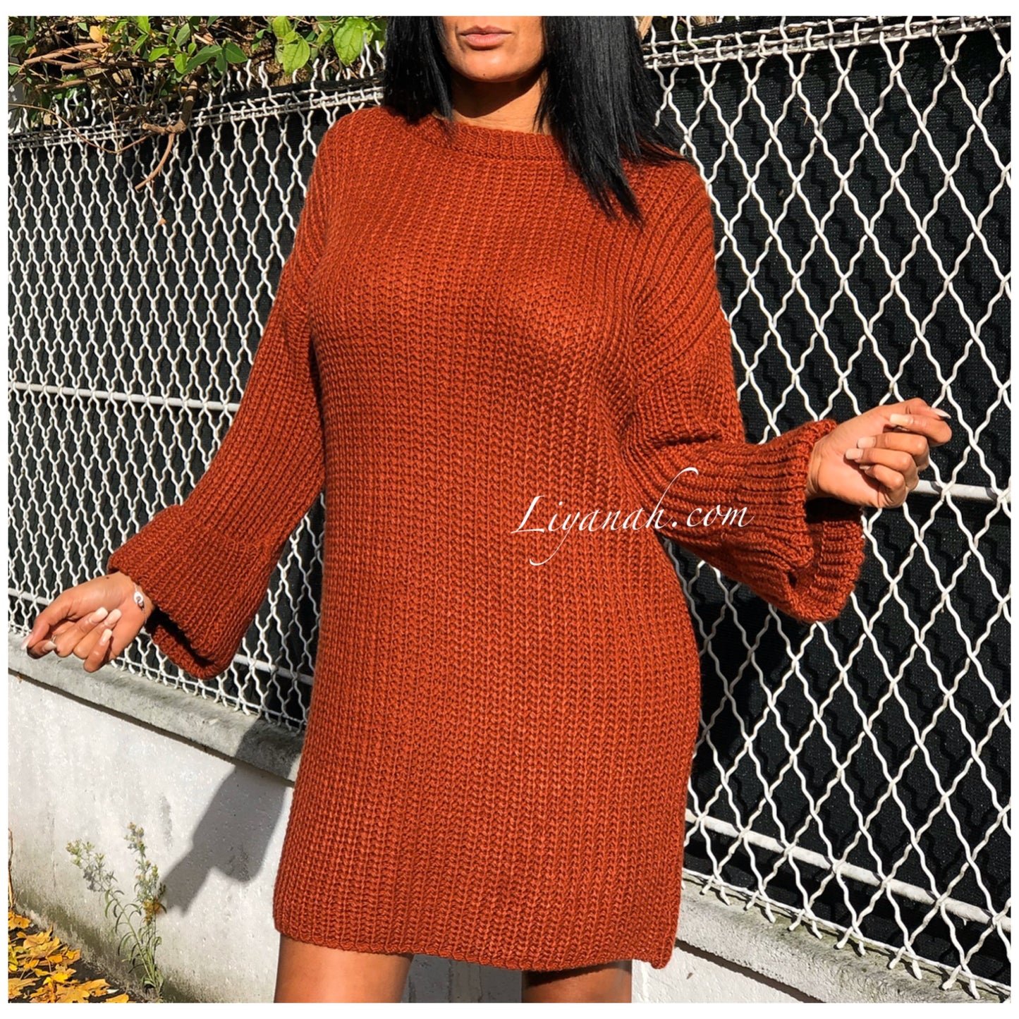 Robe Pull Modèle AYAME NOIR, MARRON, BEIGE CLAIR ou BLANC