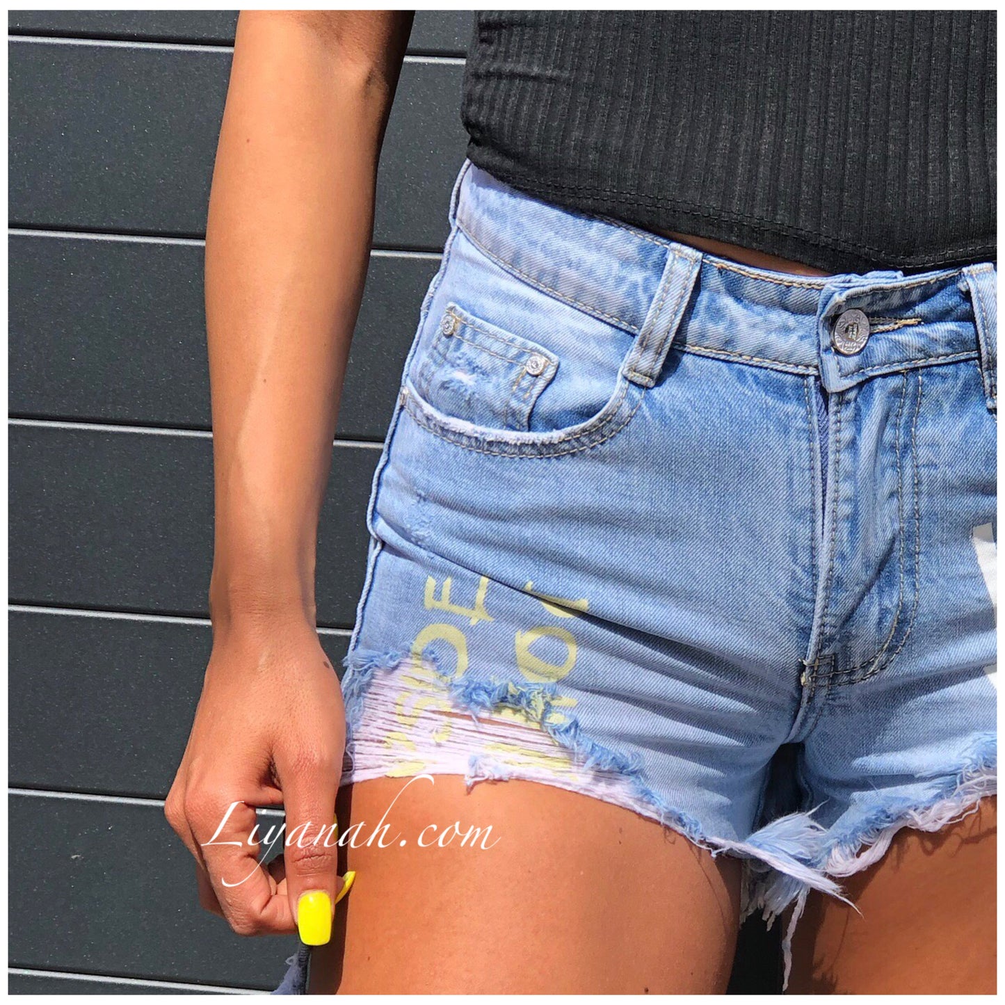 SHORT JEAN Destroy SOYA avec Écritures