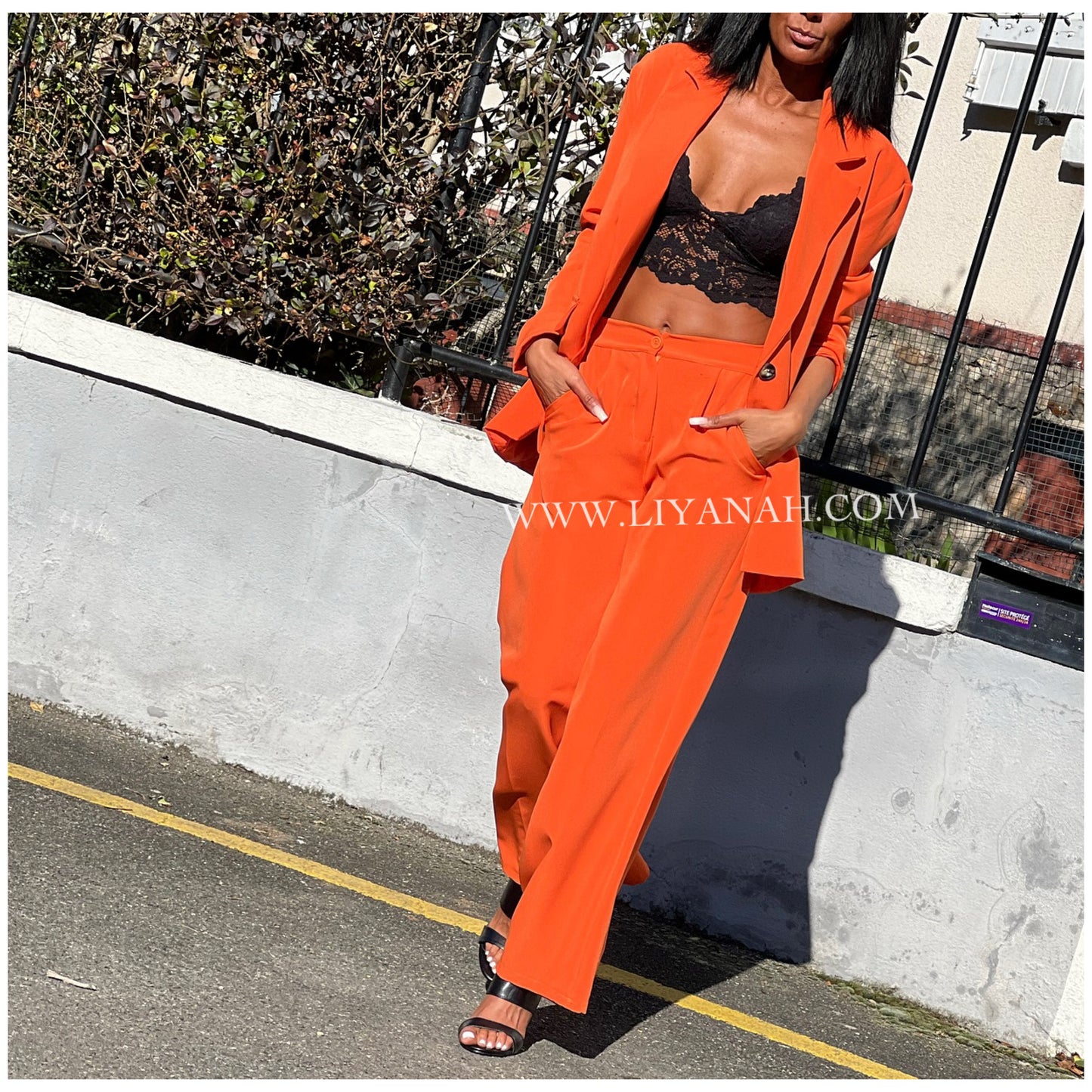 Tailleur LOOSE Modèle LANA ORANGE