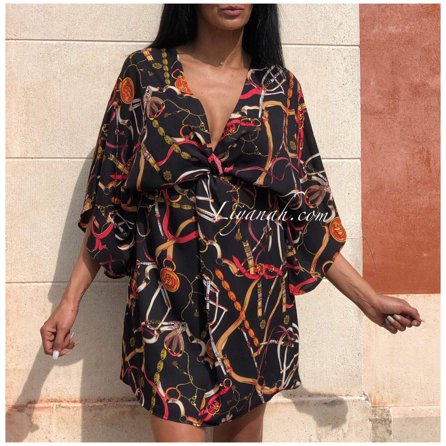 Robe Courte Modèle YELYNA À IMPRIMÉES
