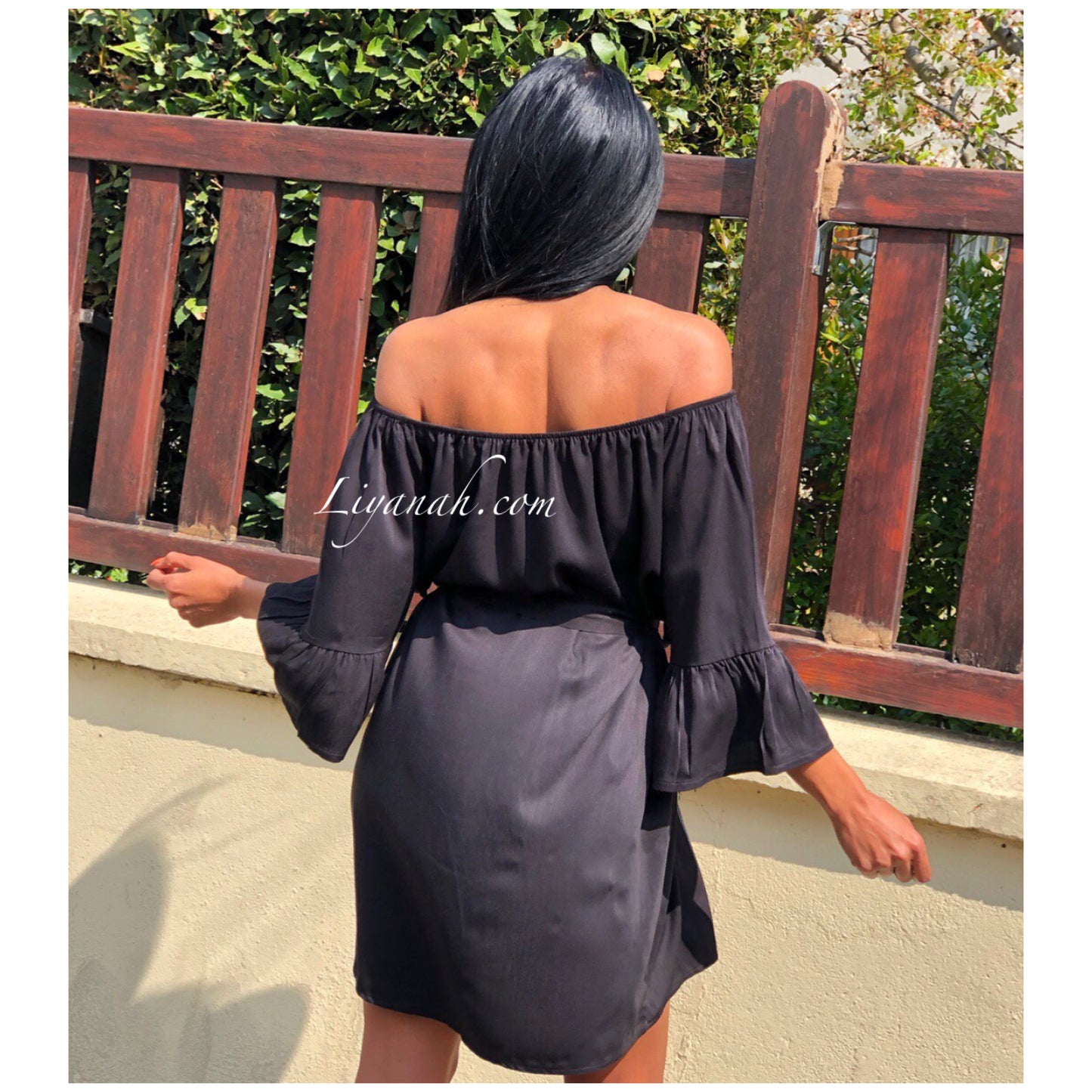 Robe Courte Modèle KEYA NOIR