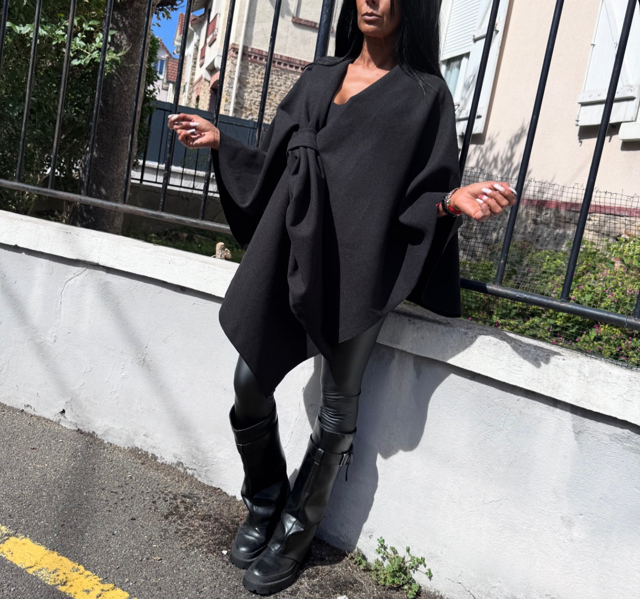 CAPE MALA NOIR