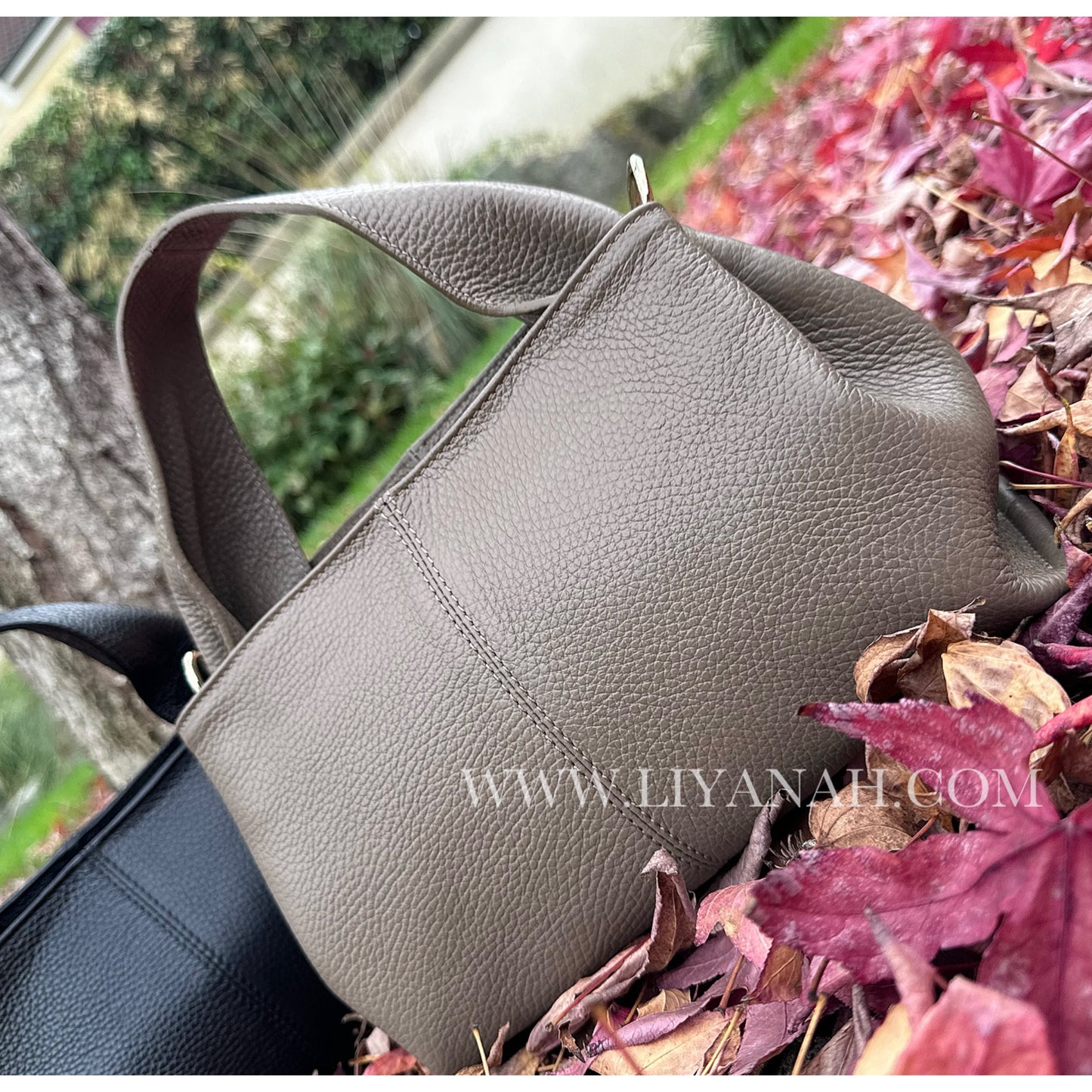 SAC Petit BOULE CUIR GRAINÉ LIYA TAUPE