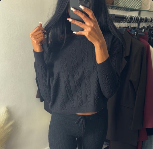 Ensemble Pull / Pantalon Modèle ALCANTARA NOIR