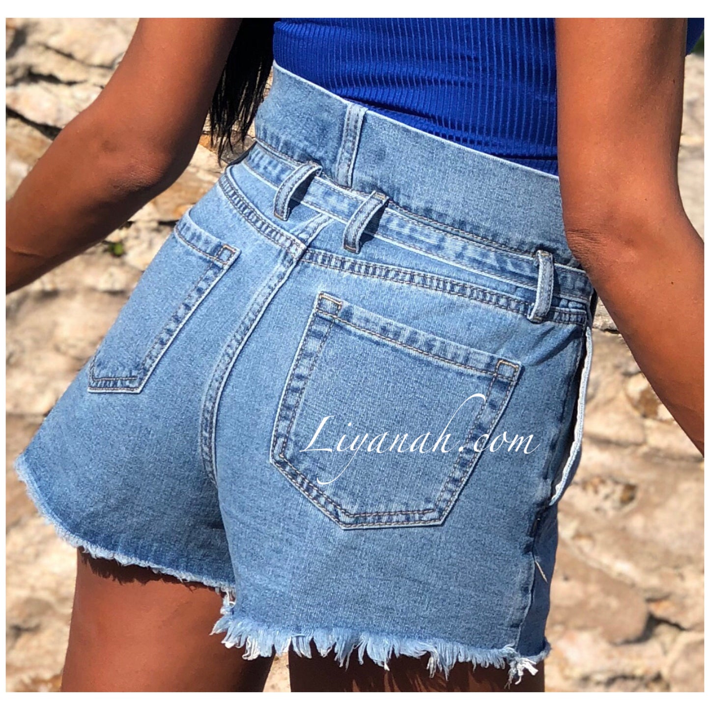 SHORT JEAN BLUE Taille Haute À NOEUD Modèle DARYANA