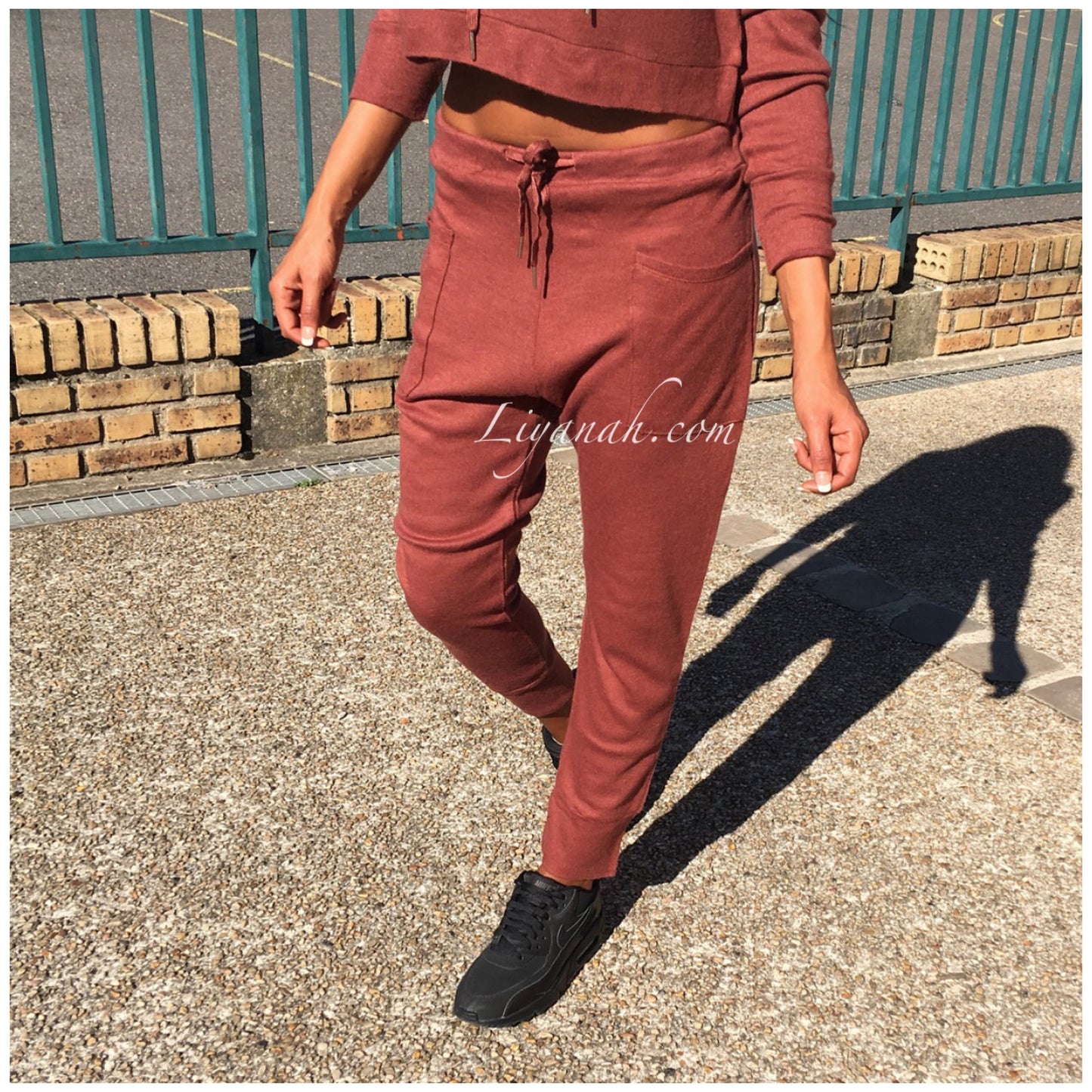 Jogging EDENYA PRUNE Pull à capuche + Pantalon