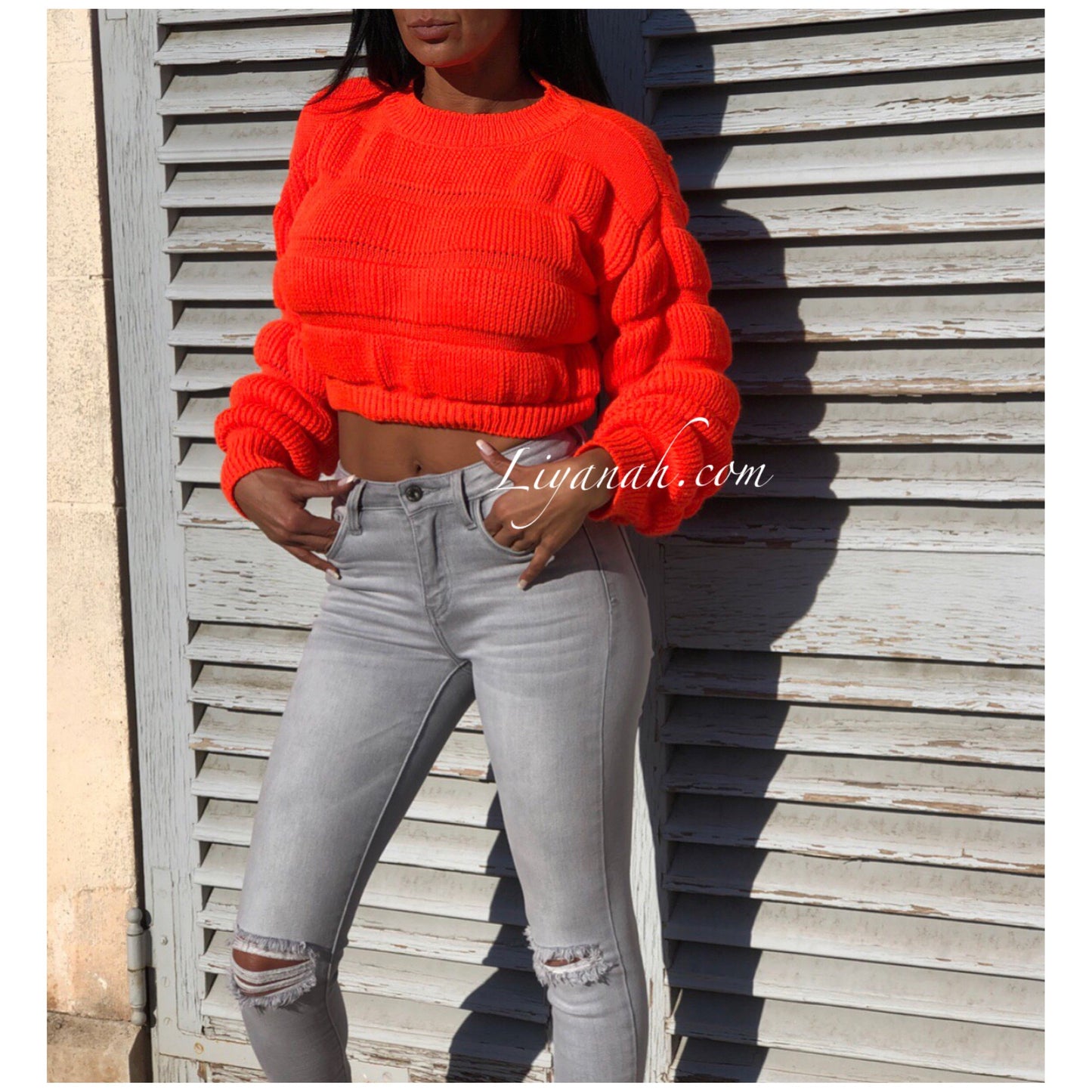 Pull Cropped Modèle KARA ORANGE FLUO