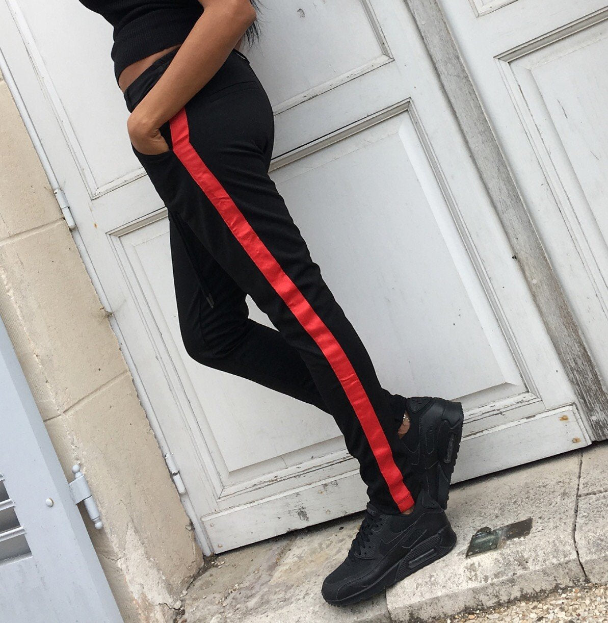 PANTALON Modèle ZYA NOIR / ROUGE