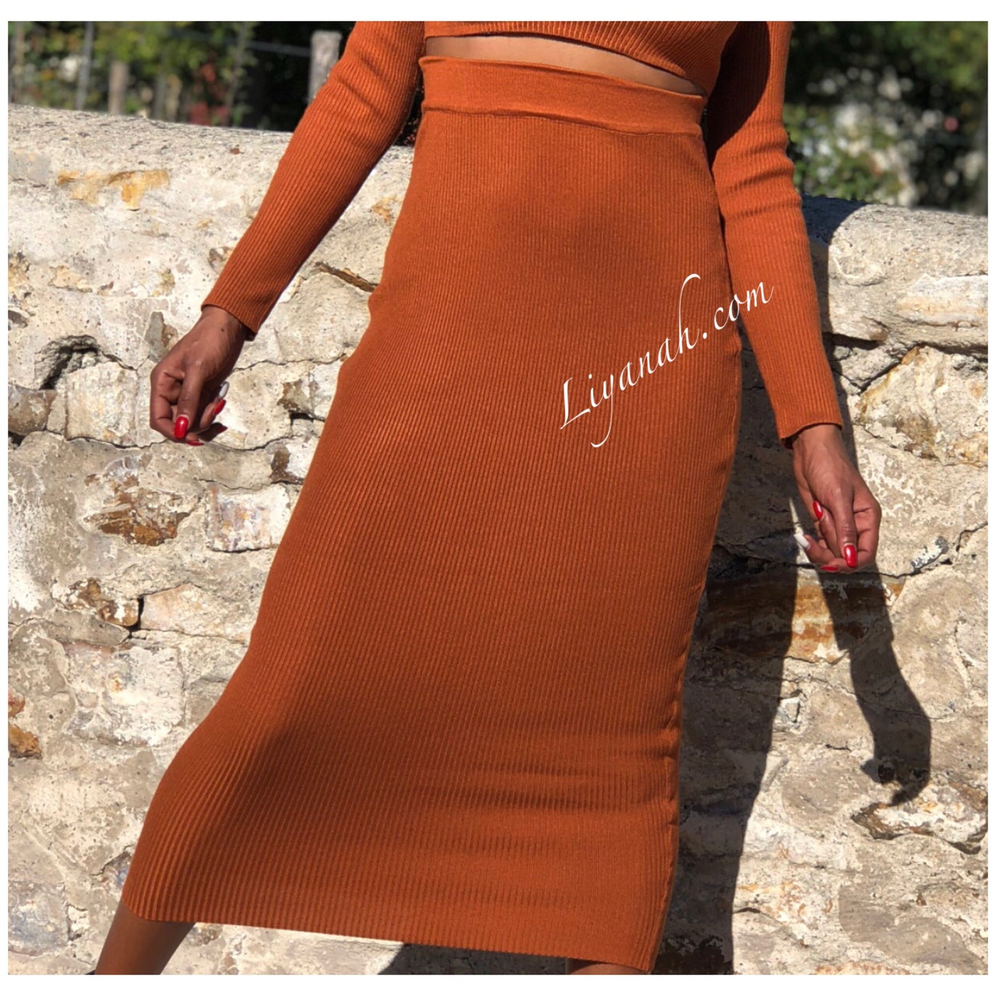 Ensemble Pull Crop Top et Jupe Longue Modèle ALYMEA ROUILLE