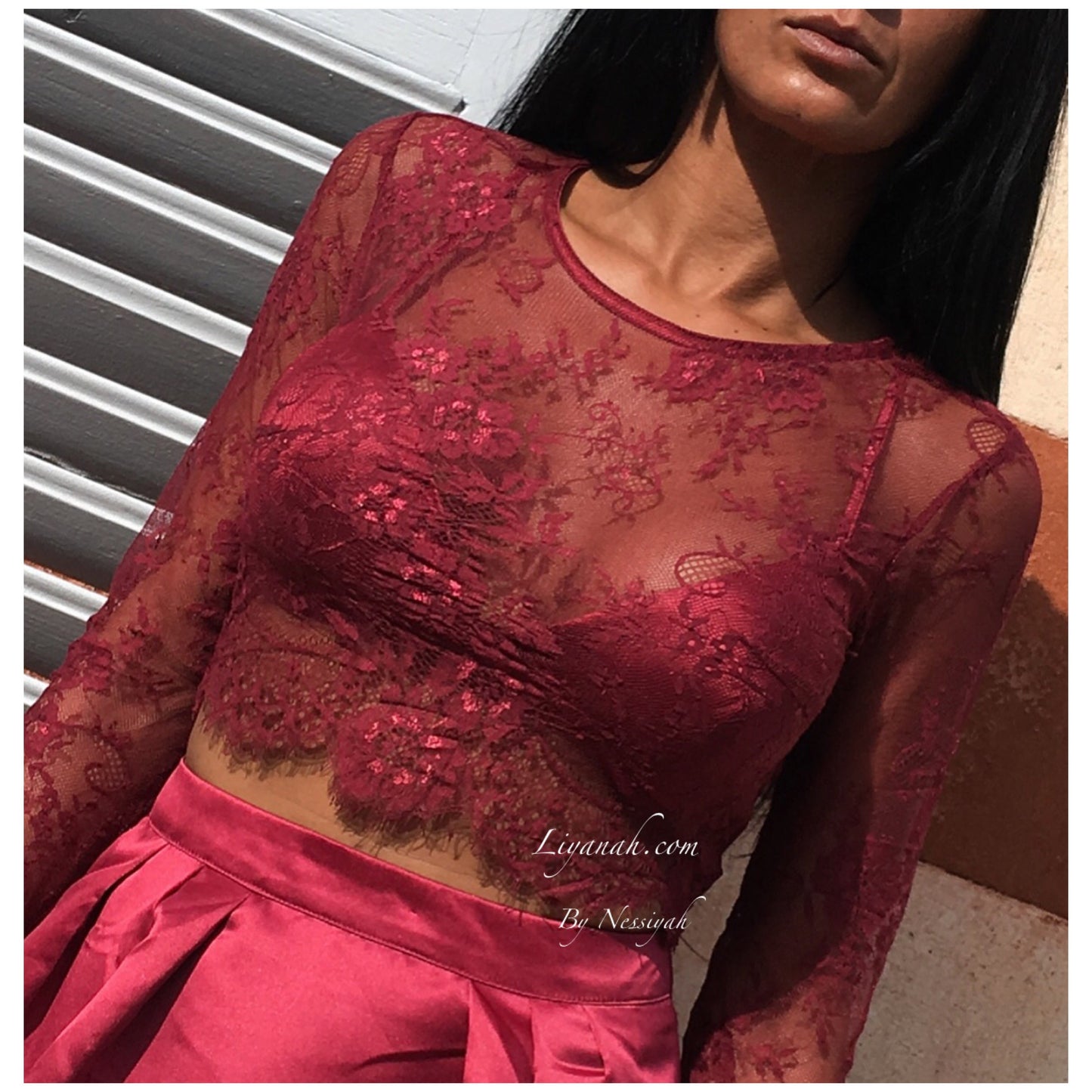 Crop Top Dentelle Modèle EJA BORDEAUX