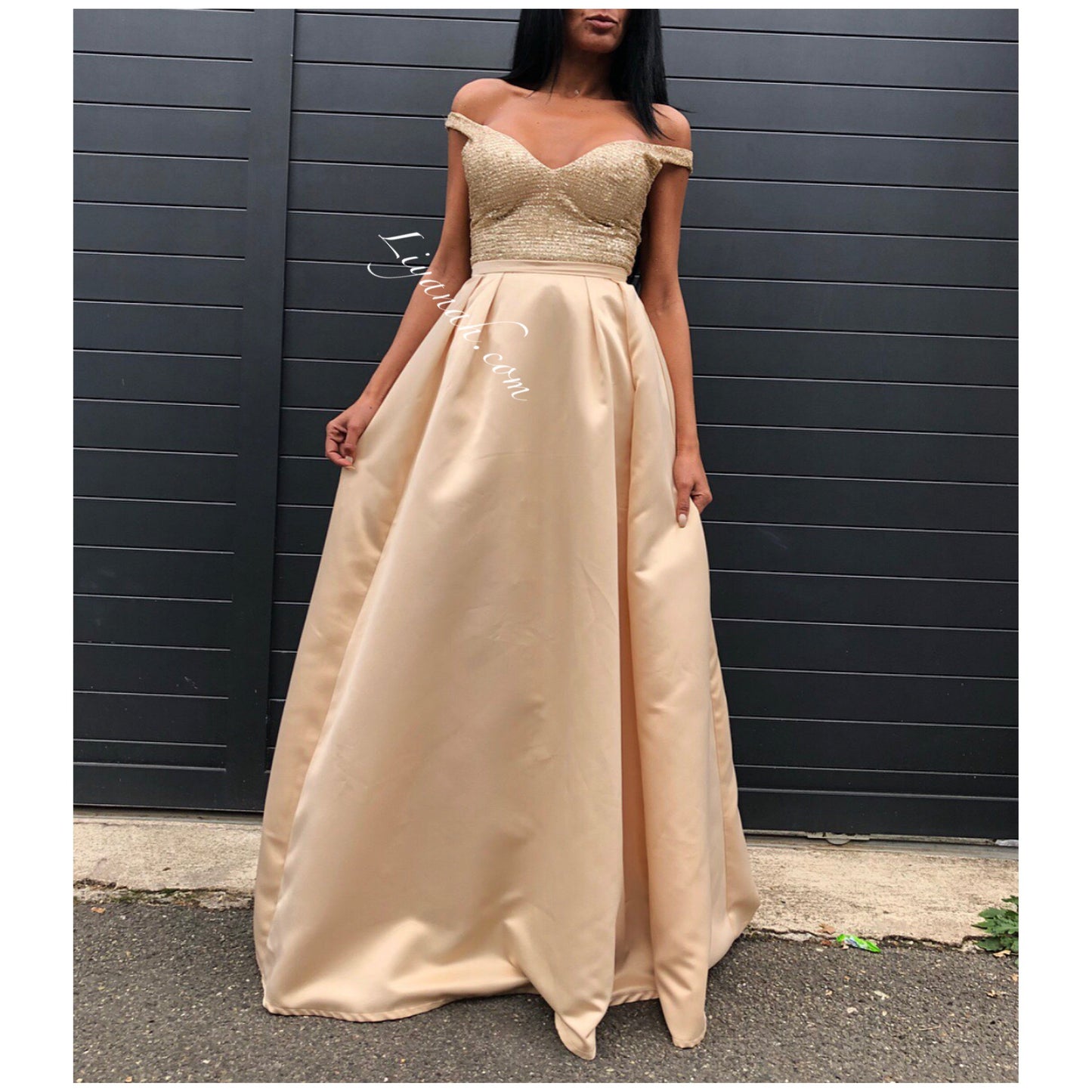 ROBE DE SOIRÉE MODÈLE ESTRELLA OR