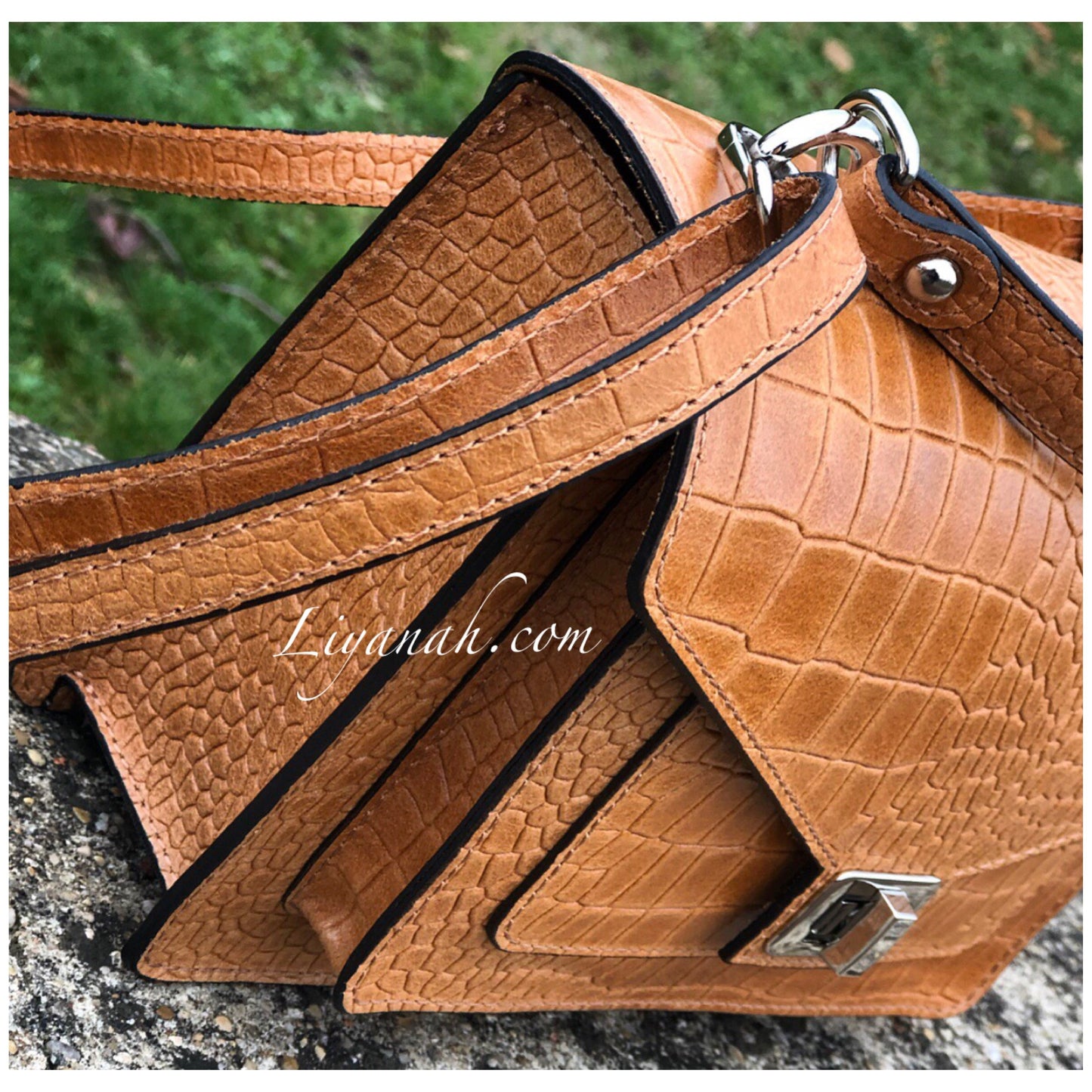 Sac Cuir PETIT Modèle EVYA CAMEL