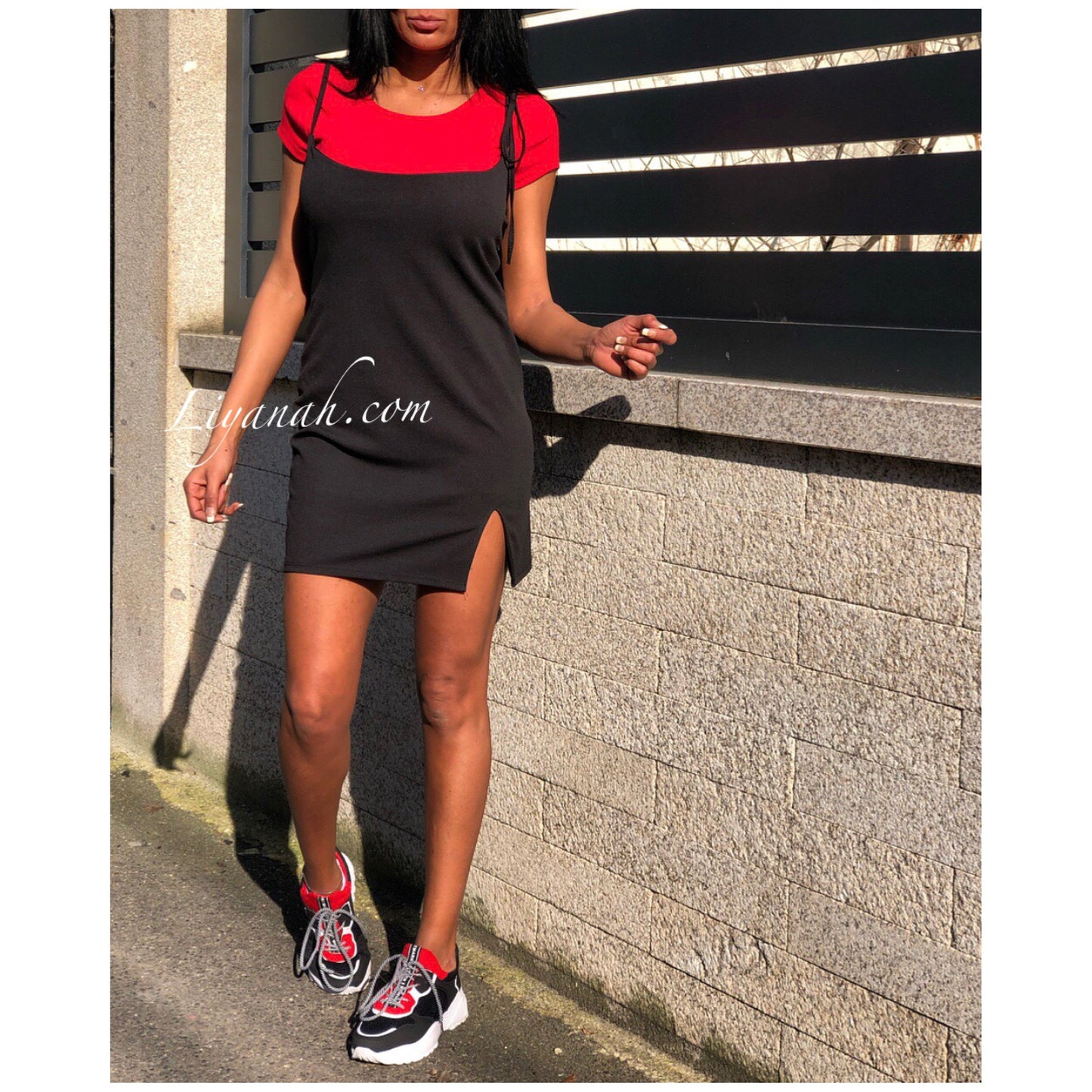 Robe courte + Top ROUGE Modèle SYRALA NOIR