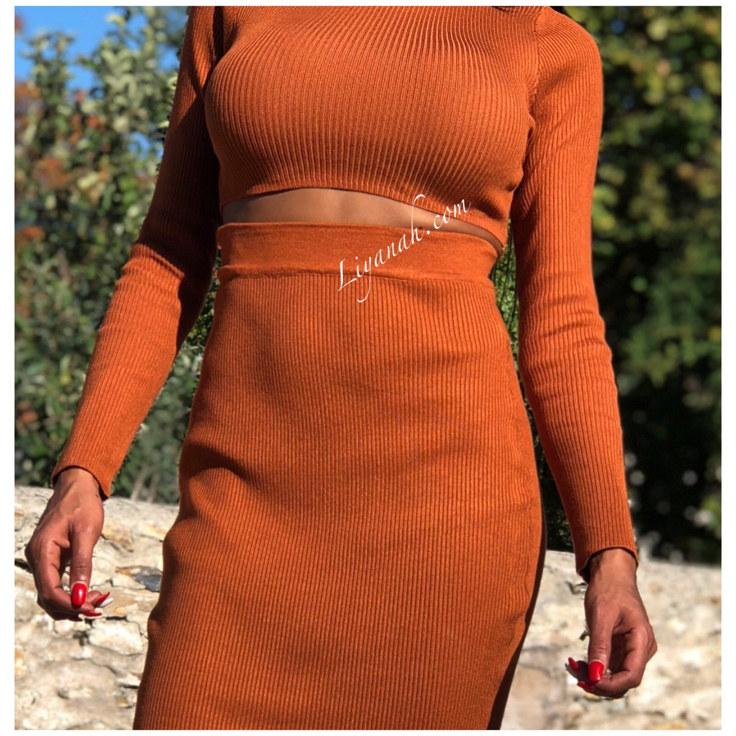 Ensemble Pull Crop Top et Jupe Longue Modèle ALYMEA ROUILLE