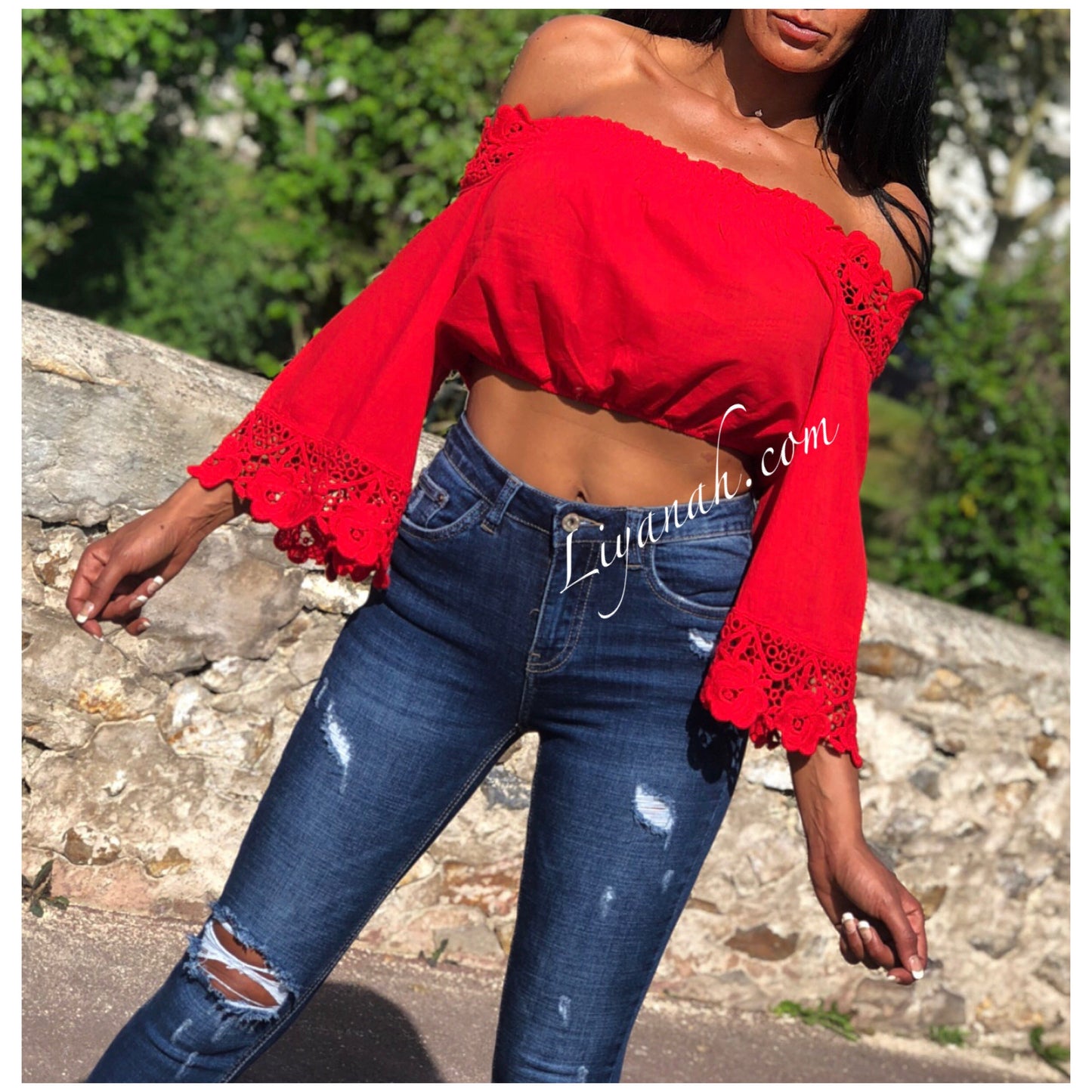 Crop Top Modèle SAFIA Noir, Blanc, Rouge ou Moutarde