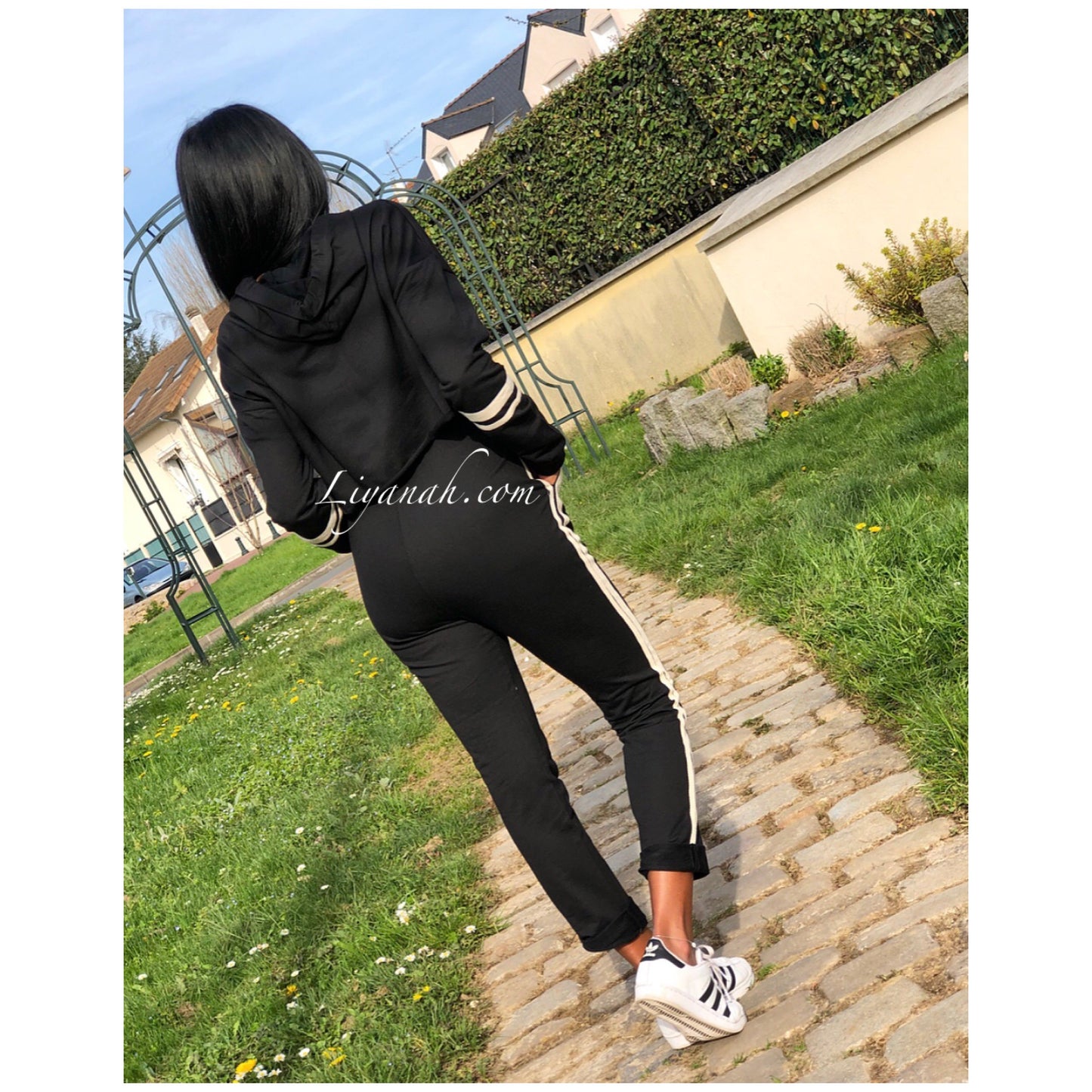 Jogging Modèle RYLA Pull à capuche + Pantalon