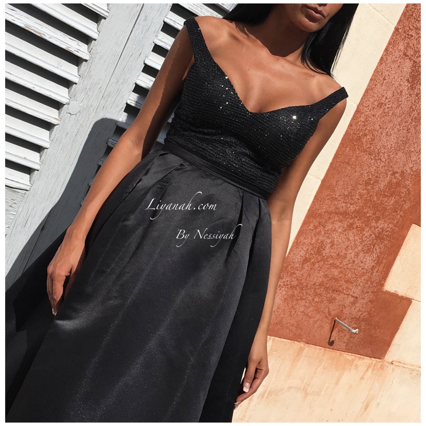 ROBE DE SOIRÉE MODÈLE ESTRELLA NOIR