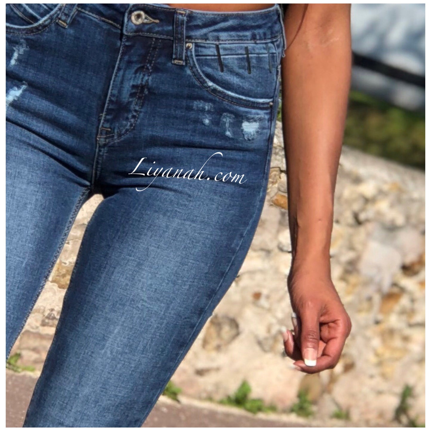 Jean Skinny Modèle DIHYA BLUE DESTROY TAILLE MI-HAUTE