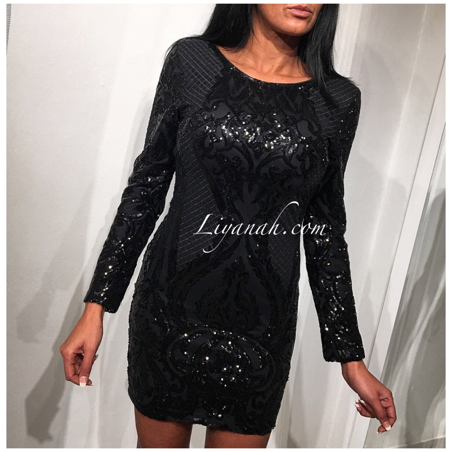 ROBE à Sequins NOIR Modèle SHELSYA