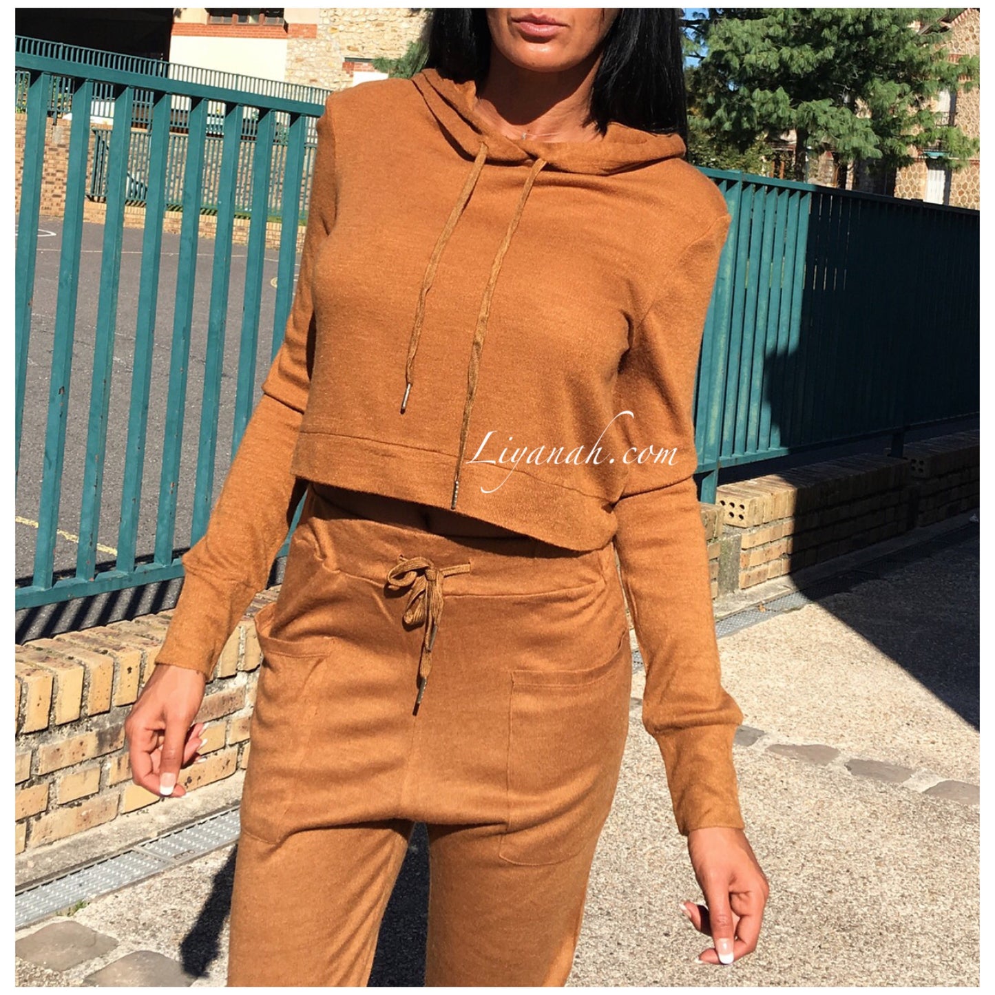 Jogging EDENYA CAMEL Pull à capuche + Pantalon