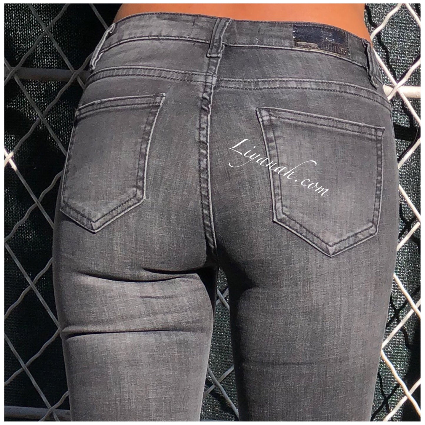 Jean Skinny Modèle AYLARA GRIS