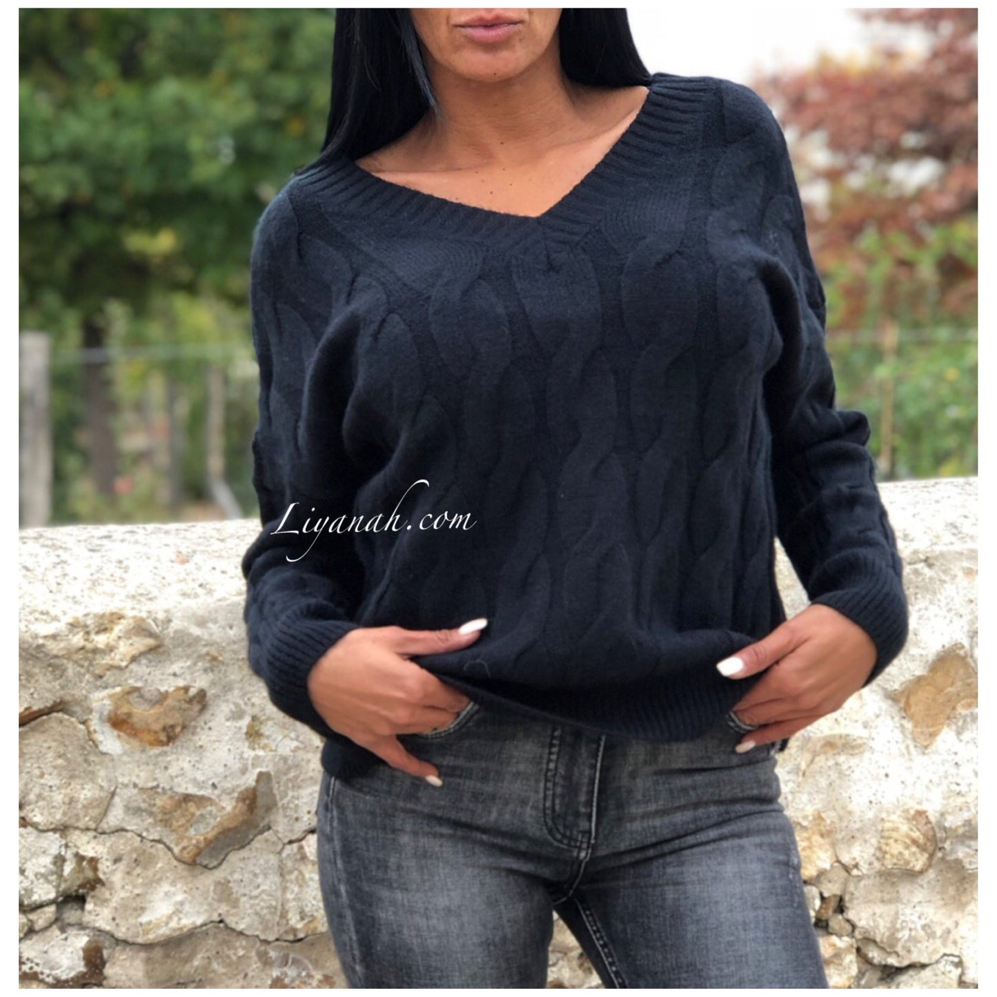 PULL Mi-long Col V Modèle ELARA NOIR