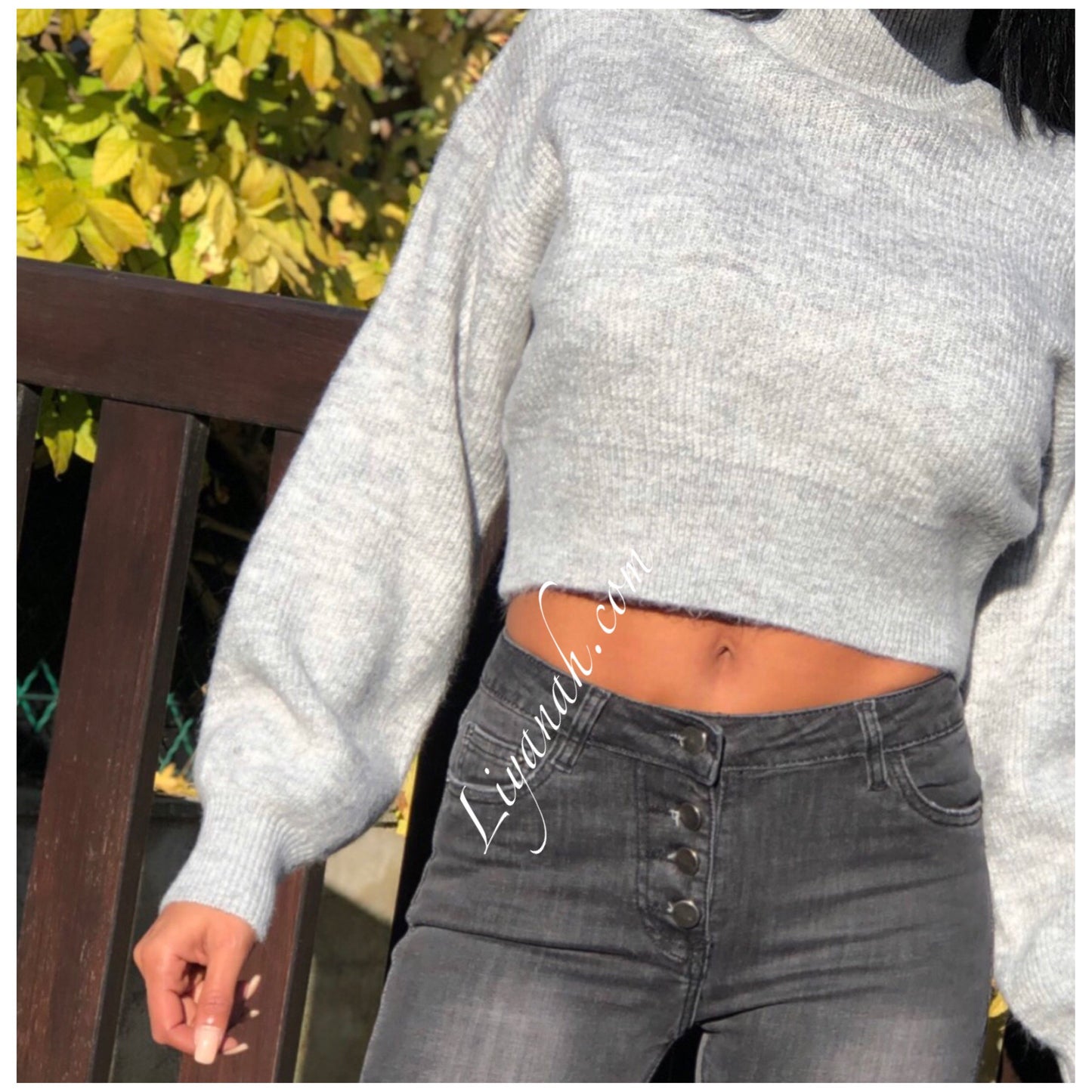 Pull Cropped Modèle FANELY GRIS