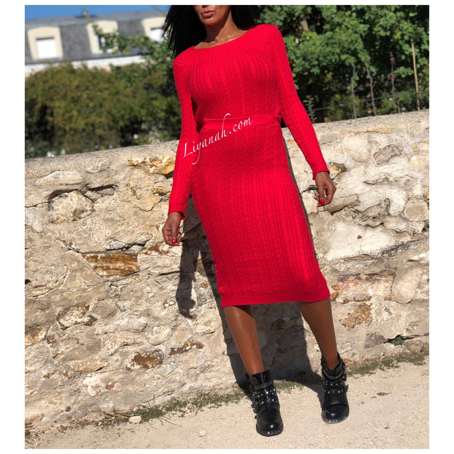 Ensemble Pull / Jupe Mi-longue Modèle ALYKA ROUGE