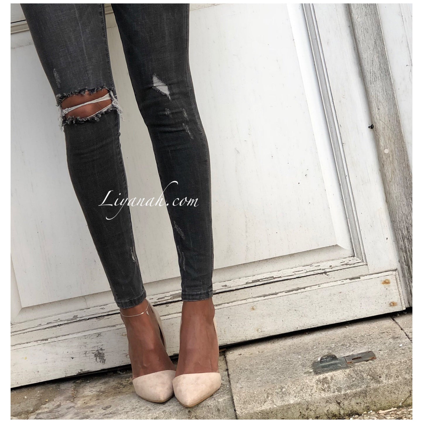 Jean Skinny Modèle DIVYA GRIS FONCÉ DESTROY TAILLE MI-HAUTE