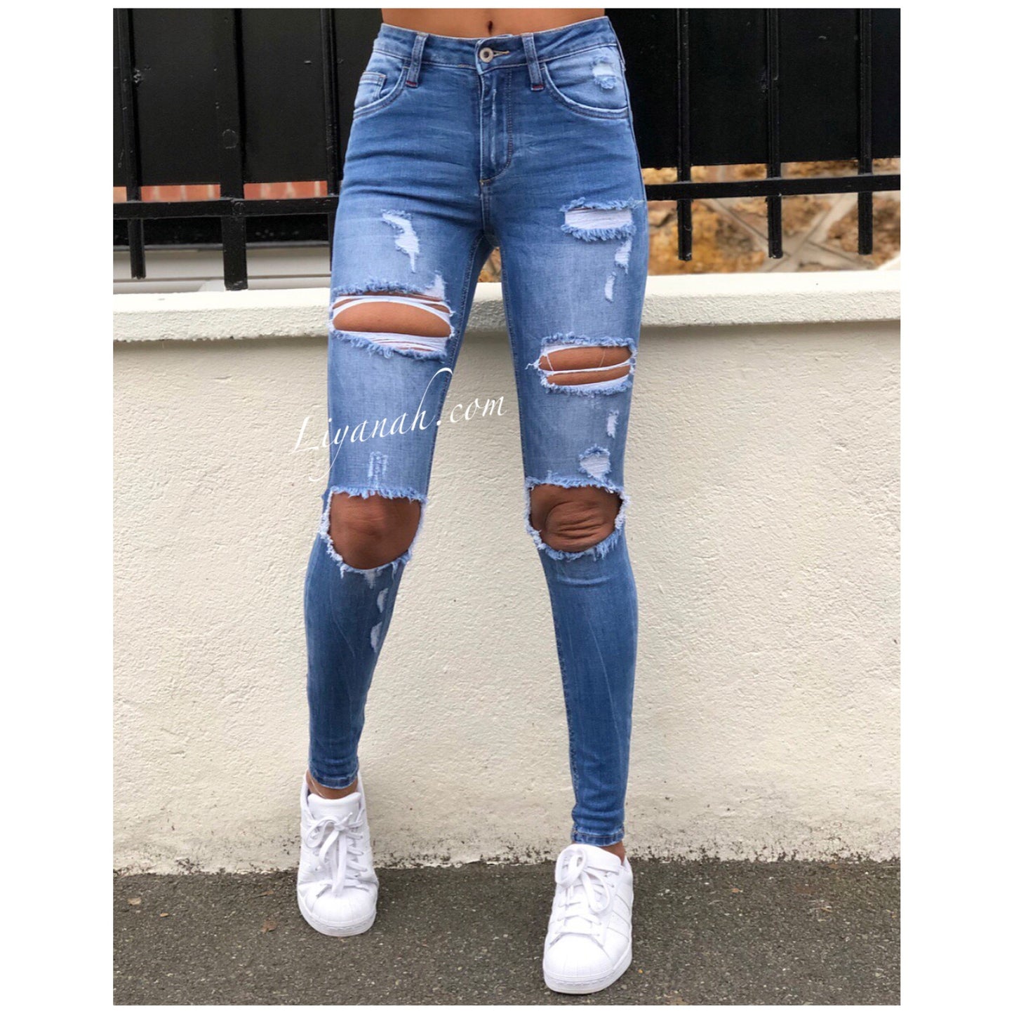 Jean Skinny LIGHT BLUE DESTROY Modèle ZURYELA