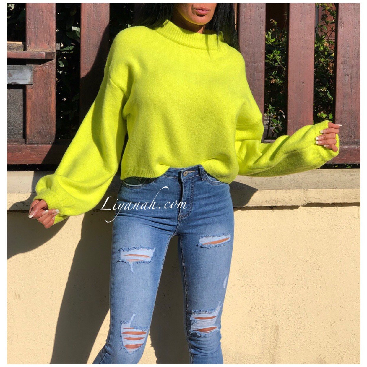 Pull Cropped Modèle TIRYA VERT FLUO