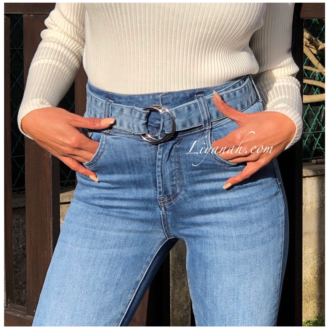 Jean Skinny BLEU CLAIR Modèle MASSYA TAILLE HAUTE À CEINTURE ANNEAUX