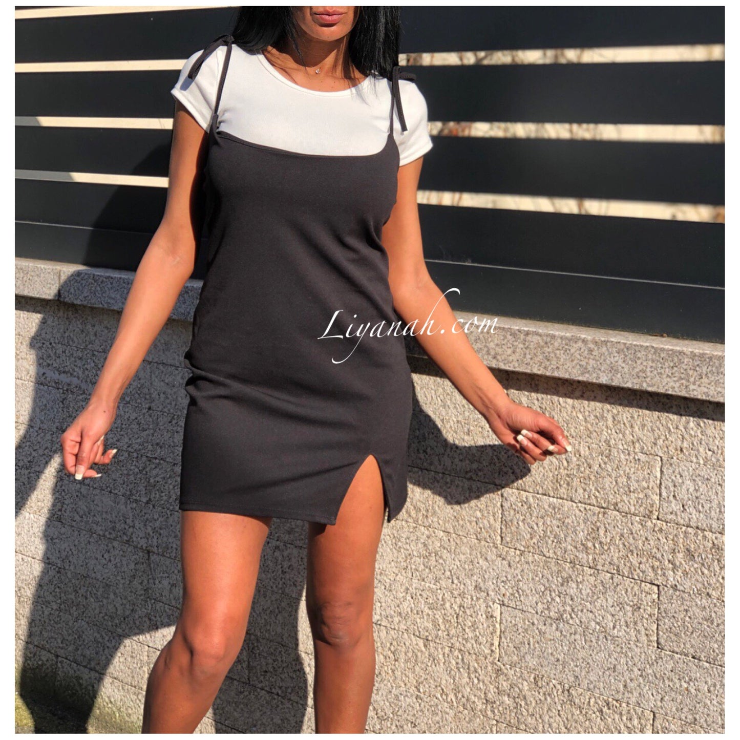 Robe courte + Top BLANC Modèle SYRALA NOIR