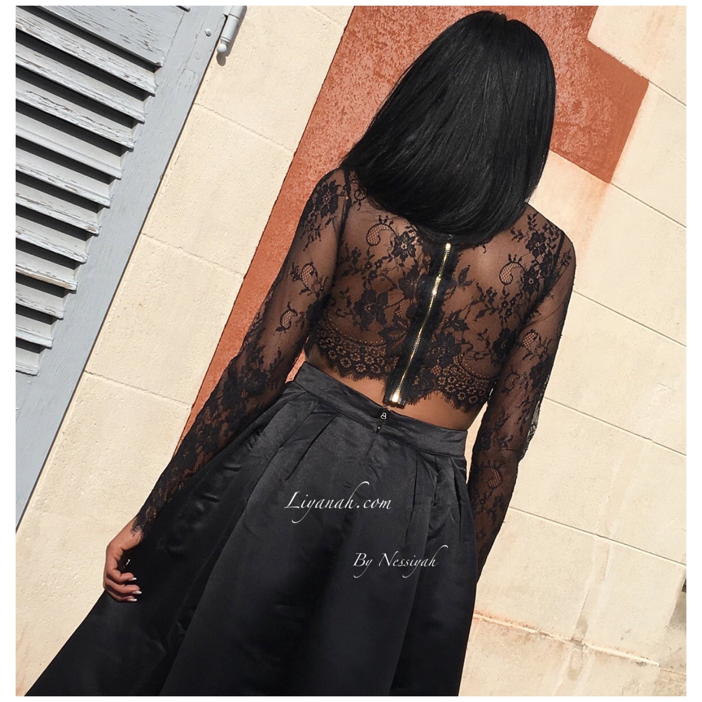 Crop Top Dentelle Modèle EJA NOIR