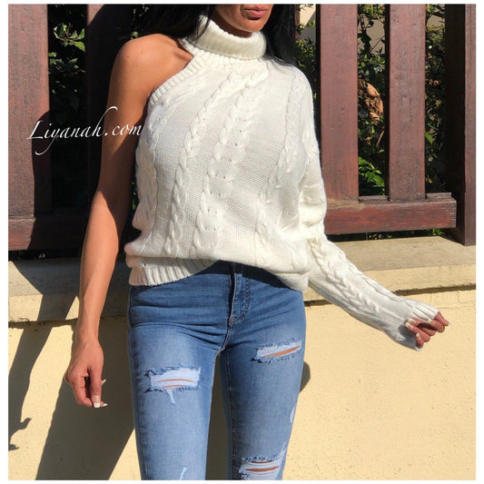 PULL avec Une manche Modèle CLAYA BLANC