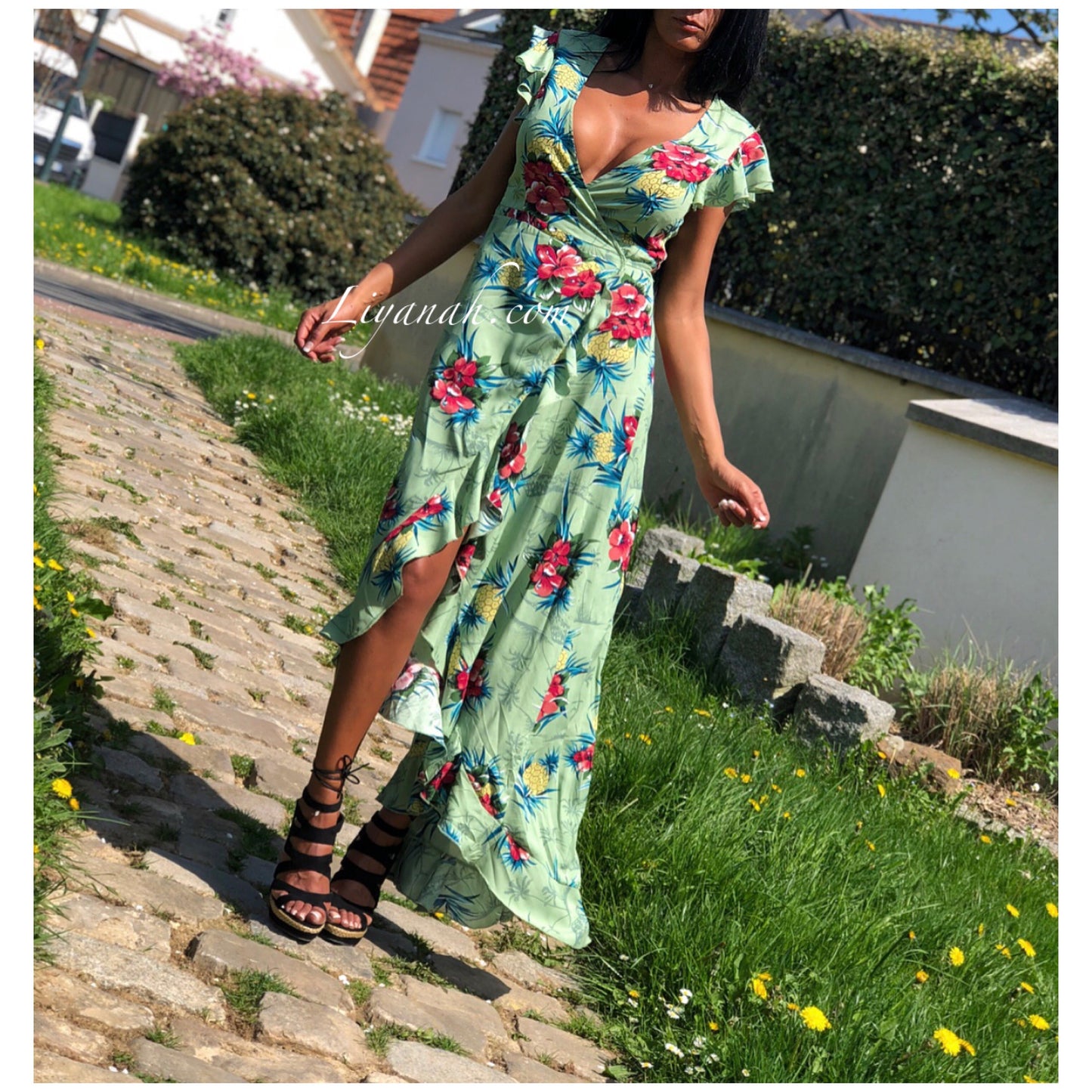 Robe Longue Cache Coeur Modèle MYRELA Vert