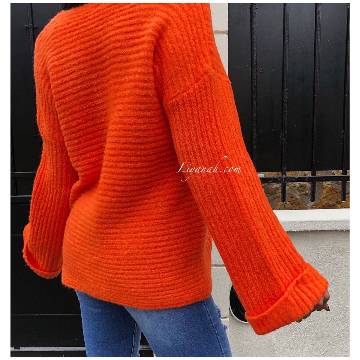 Pull Mi-Long Modèle TAYA ORANGE FLUO