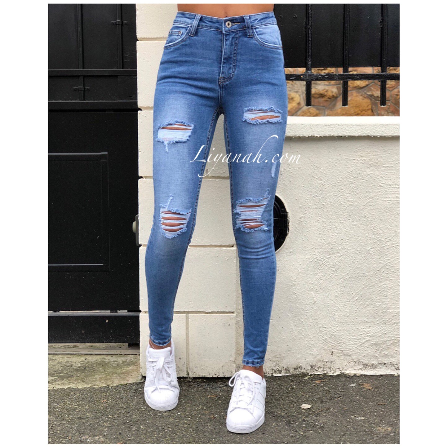 Jean Skinny LIGHT BLUE DESTROY TAILLE MI-HAUTE Modèle PRAYA