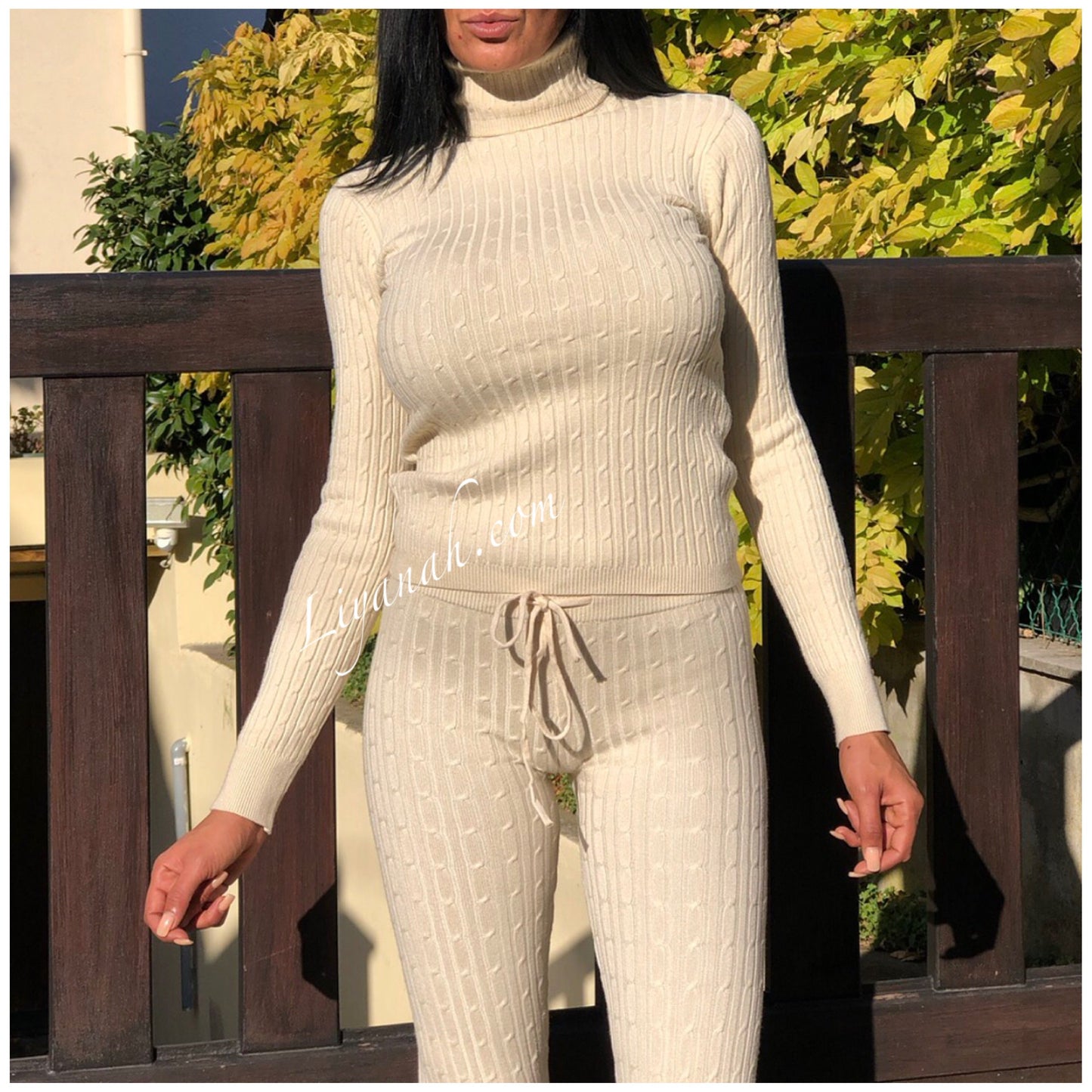 Ensemble Pull Col Roulé / Pantalon Modèle ALCANTARA ÉCRU